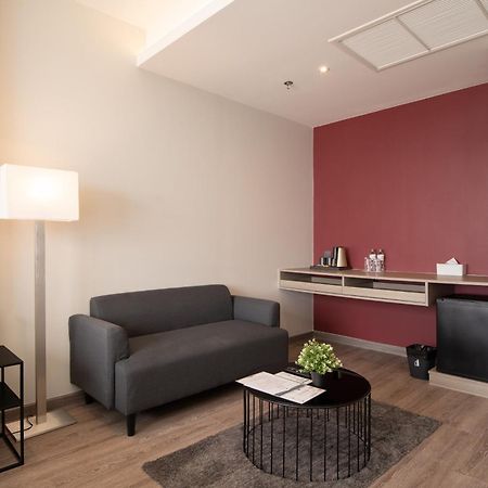 Thaya Hotel بانكوك المظهر الخارجي الصورة