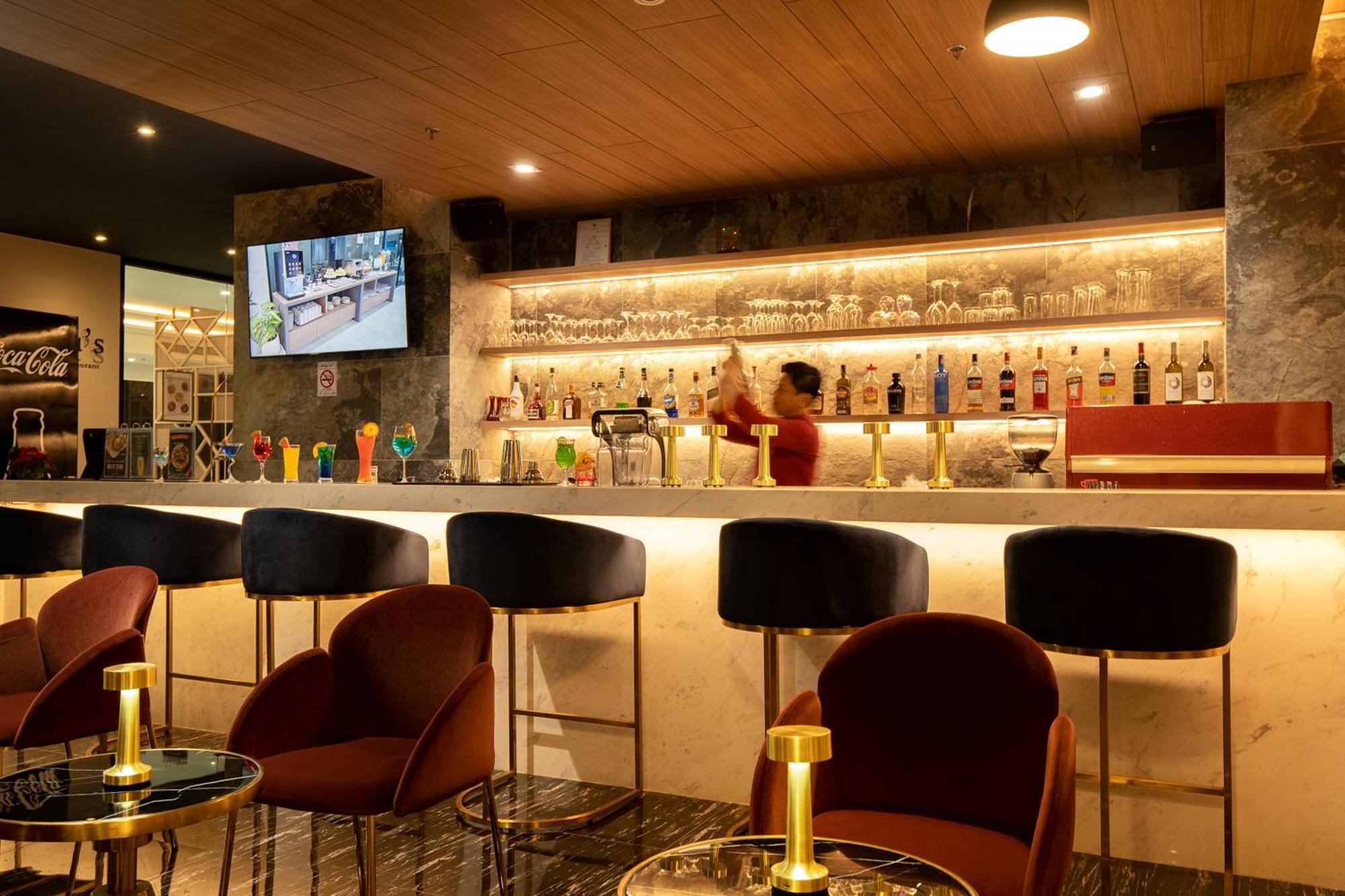 Thaya Hotel بانكوك المظهر الخارجي الصورة