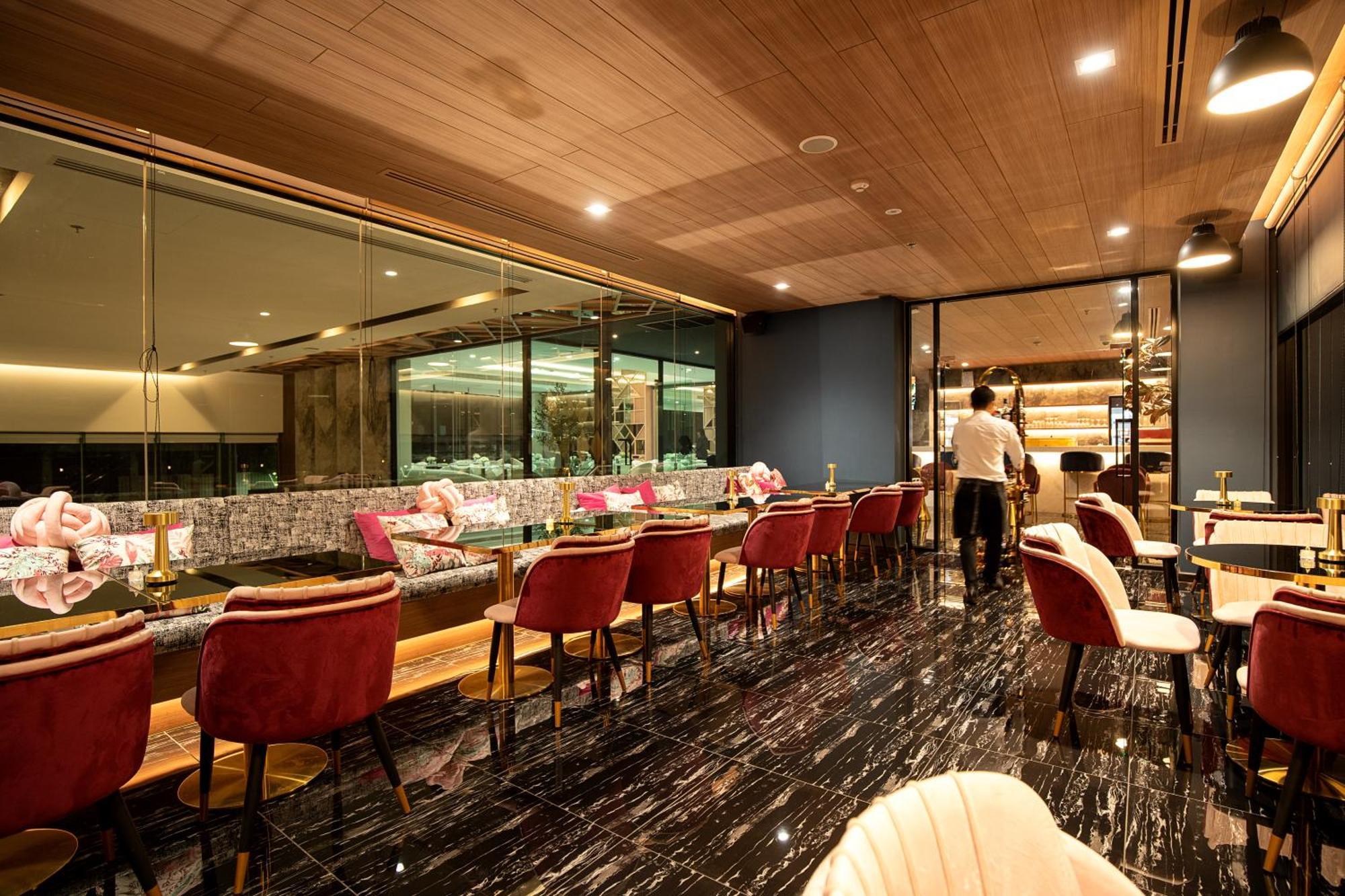 Thaya Hotel بانكوك المظهر الخارجي الصورة