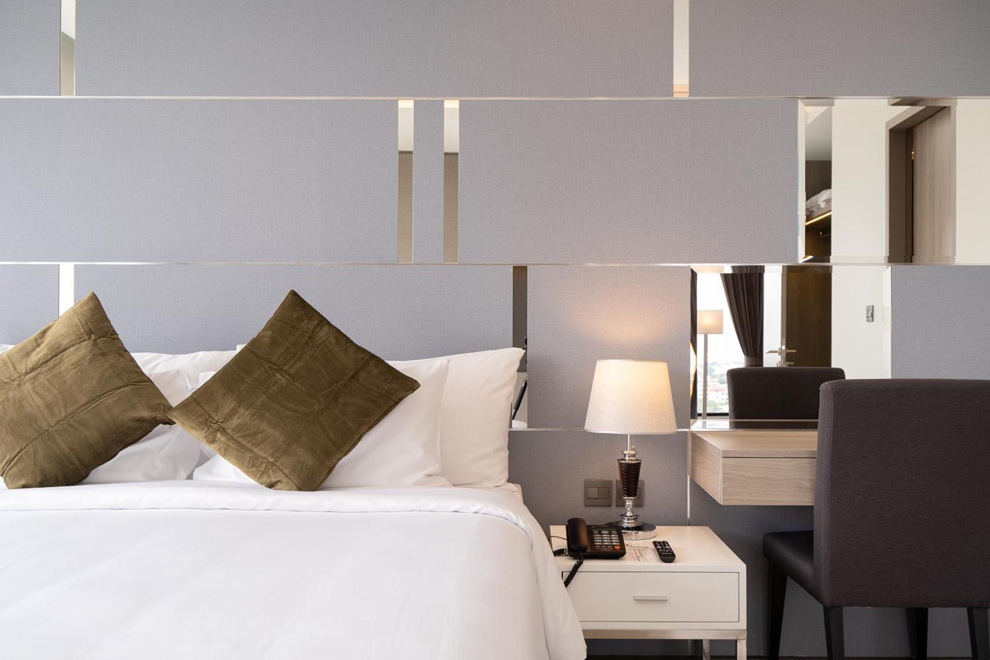 Thaya Hotel بانكوك المظهر الخارجي الصورة